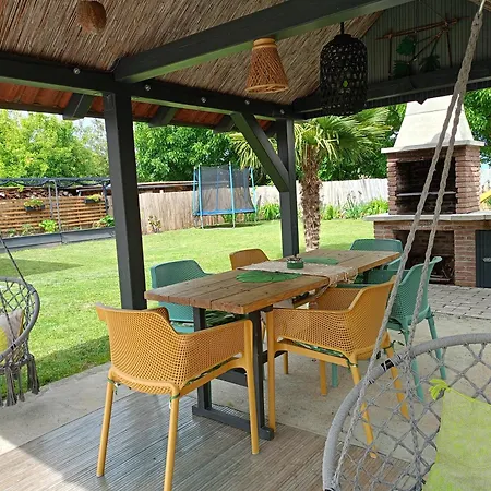 Meluis Holiday home *