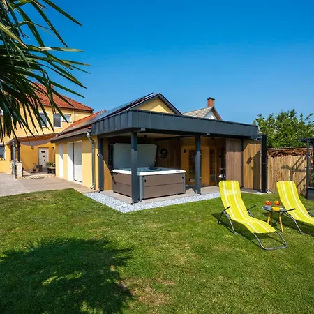 Дом отдыха Meluis Балатонкерестур